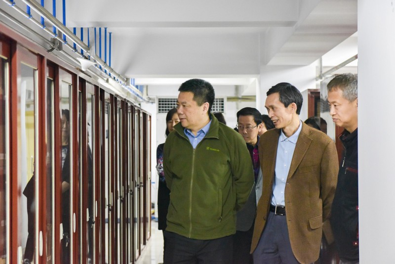 1555576403119550.jpg 图片2.jpg